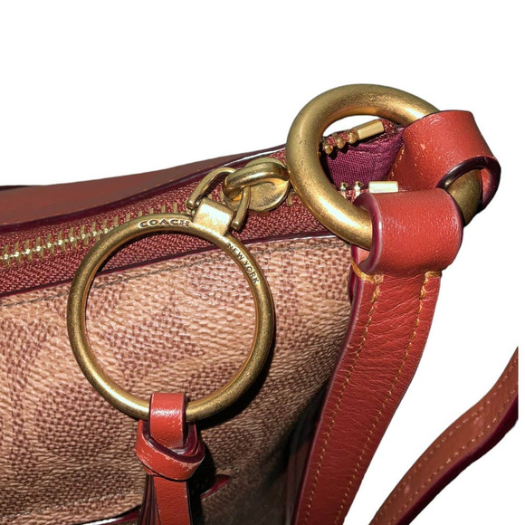 COACH Chaise Crossbody In Signature Canvas #38579 - Picture 12 of 16